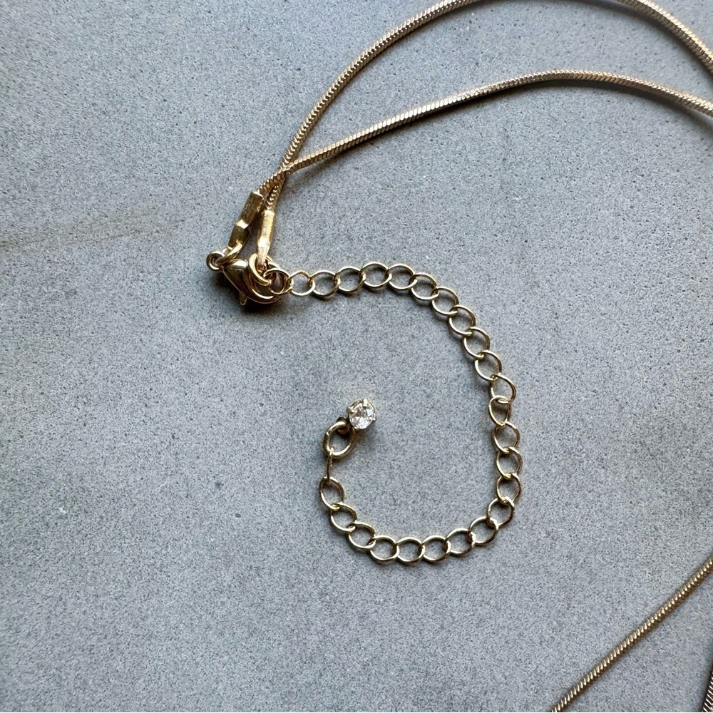 Handmade Dried Green Daisy Gold Pendant Necklace - Picture 3 of 4